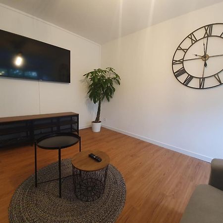 La Citadine Apartment Шоле Екстериор снимка